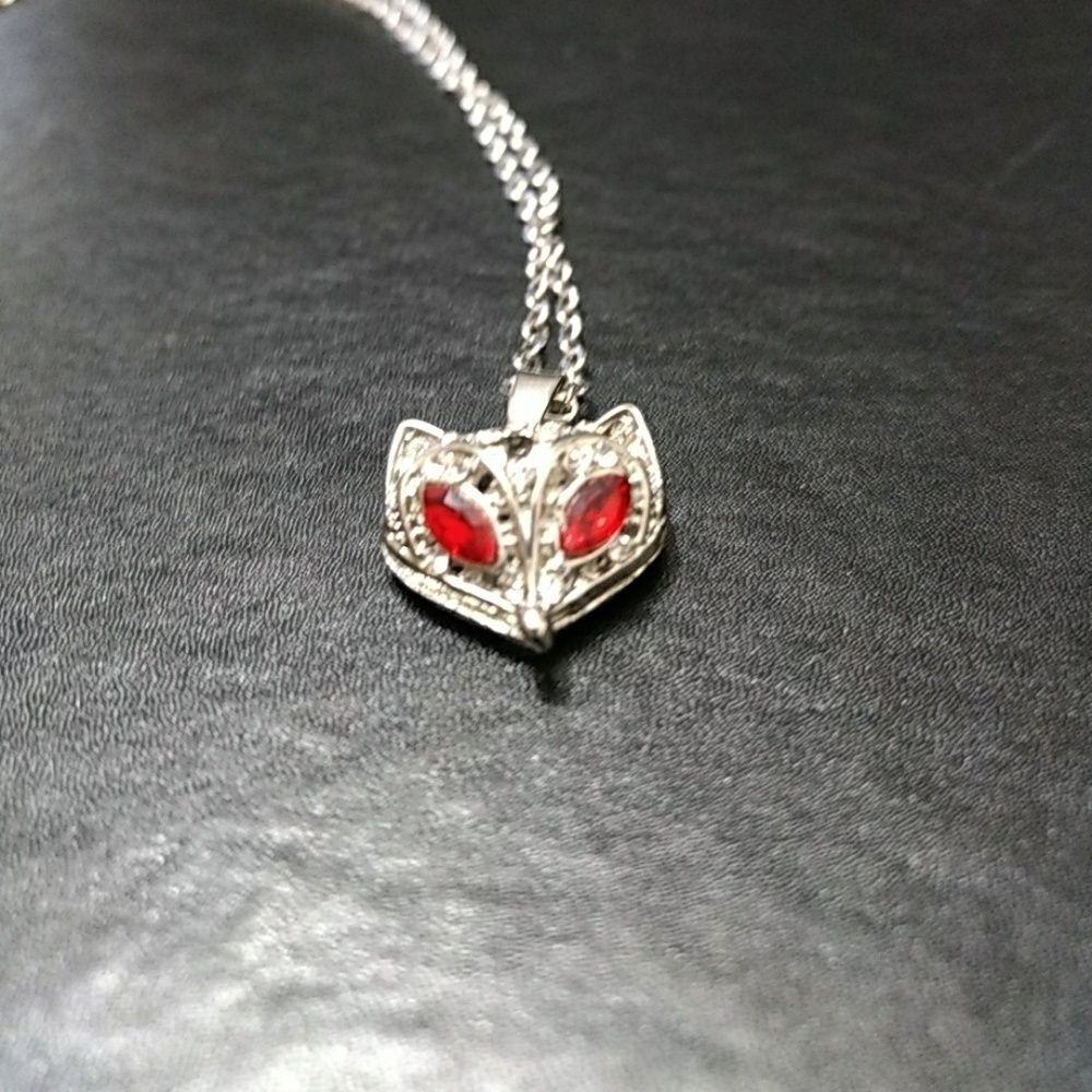 Silver tone fox pendant necklace 20" red rhinestone